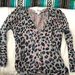 New York & Company Grey Cheetah Print Cardigan Top Size M